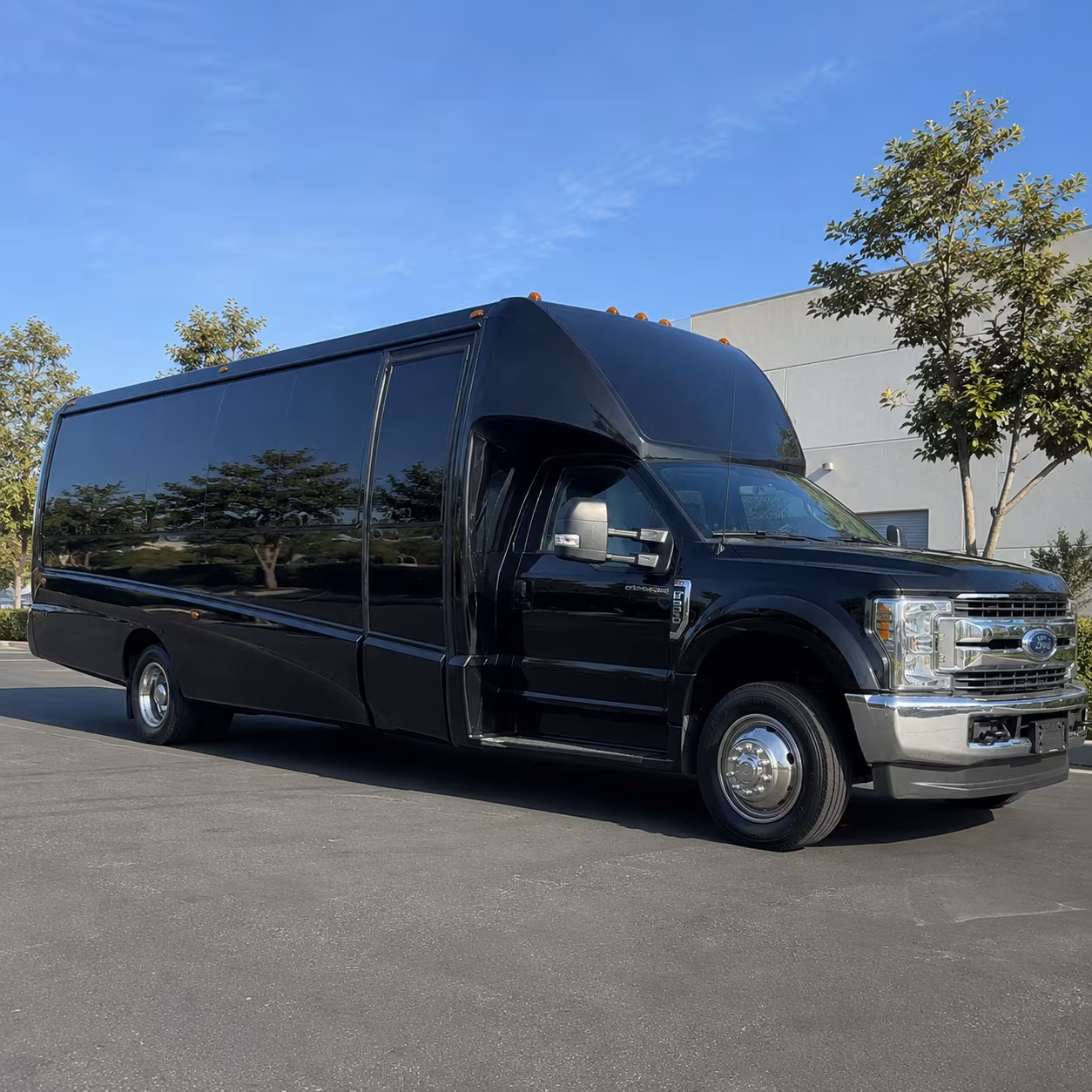 Camarillo Birthday, Sweet 16, & Quinceañera Party Bus Rentals