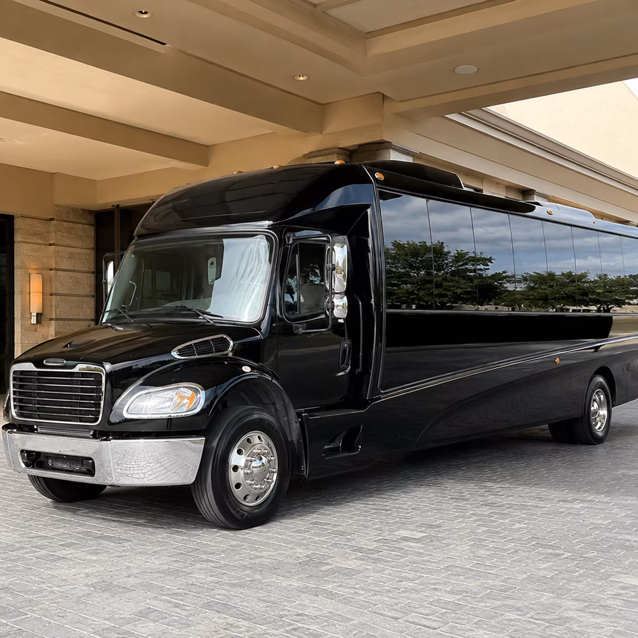 Oxnard Airport Shuttle & Transportation party bus exterior