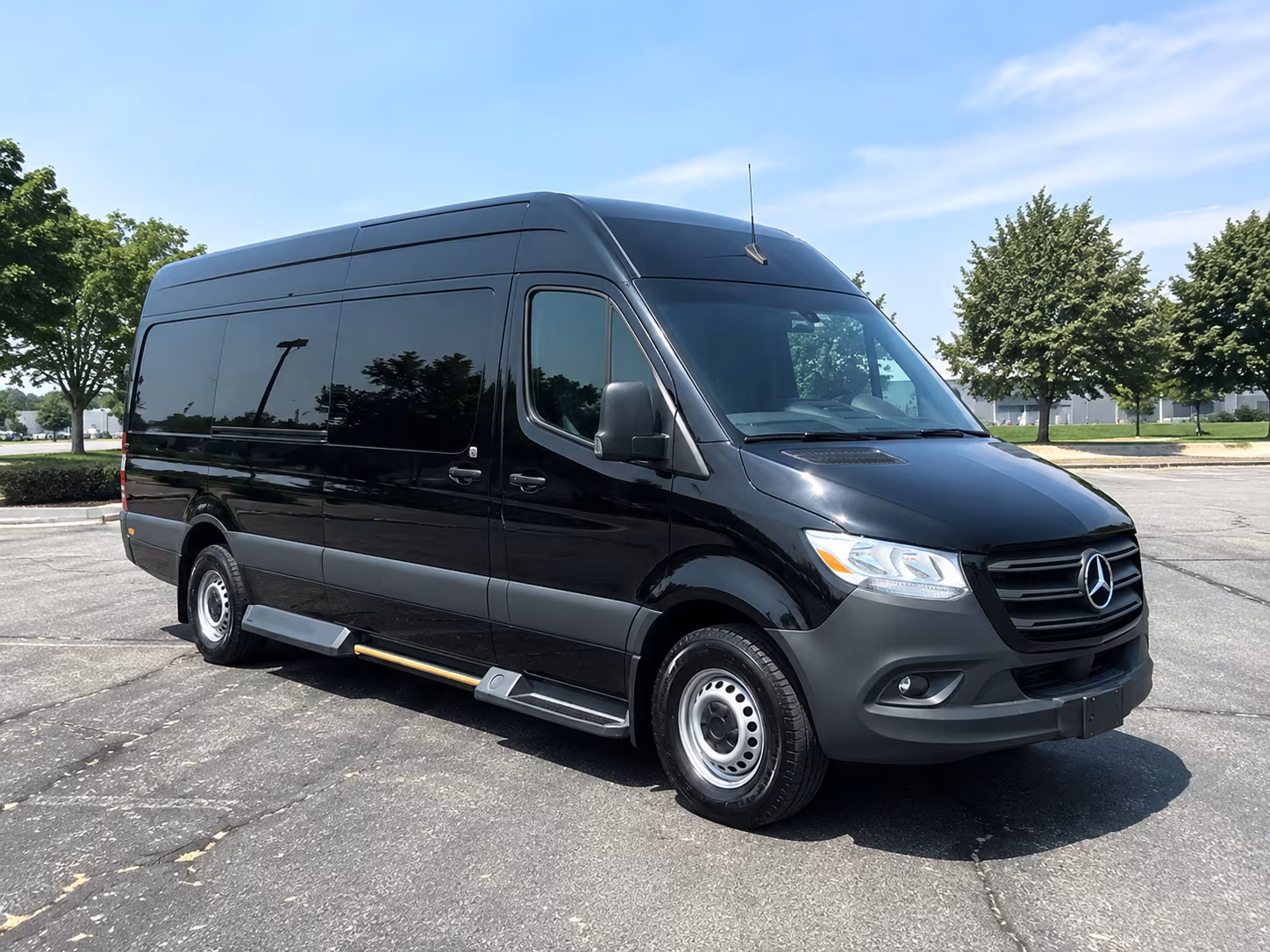 Oxnard Airport Shuttle & Transportation party bus exterior