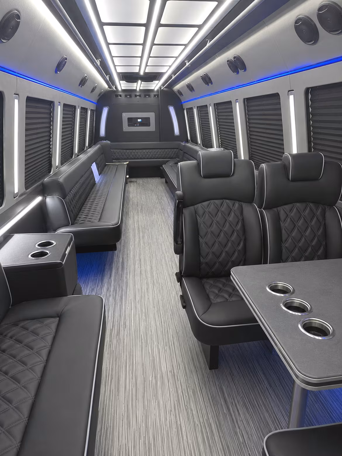 Oxnard Birthday, Sweet 16, & Quinceañera Transportation group transportation