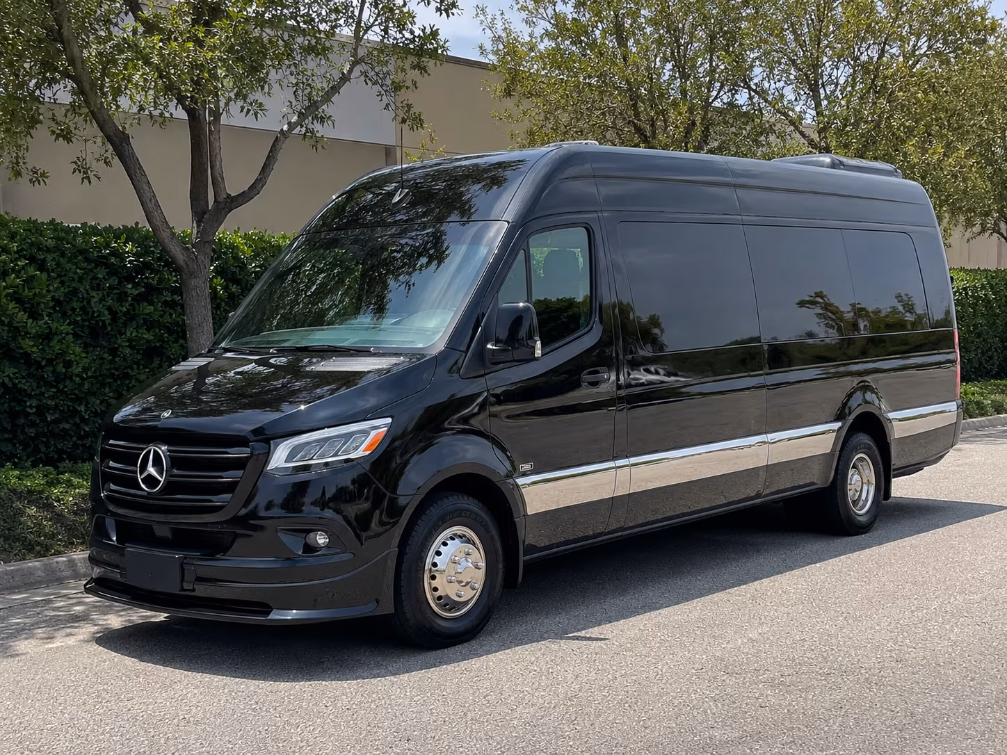 Oxnard Corporate Transportation pickup coordination