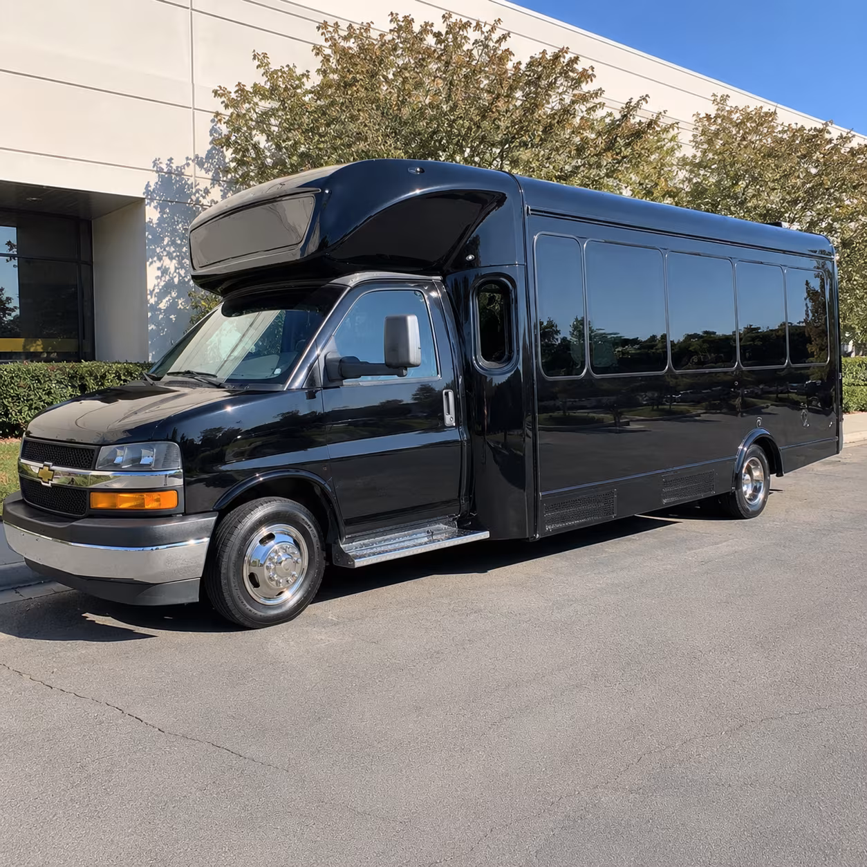 Oxnard Winery Tour & Pub Crawl Transportation group transportation