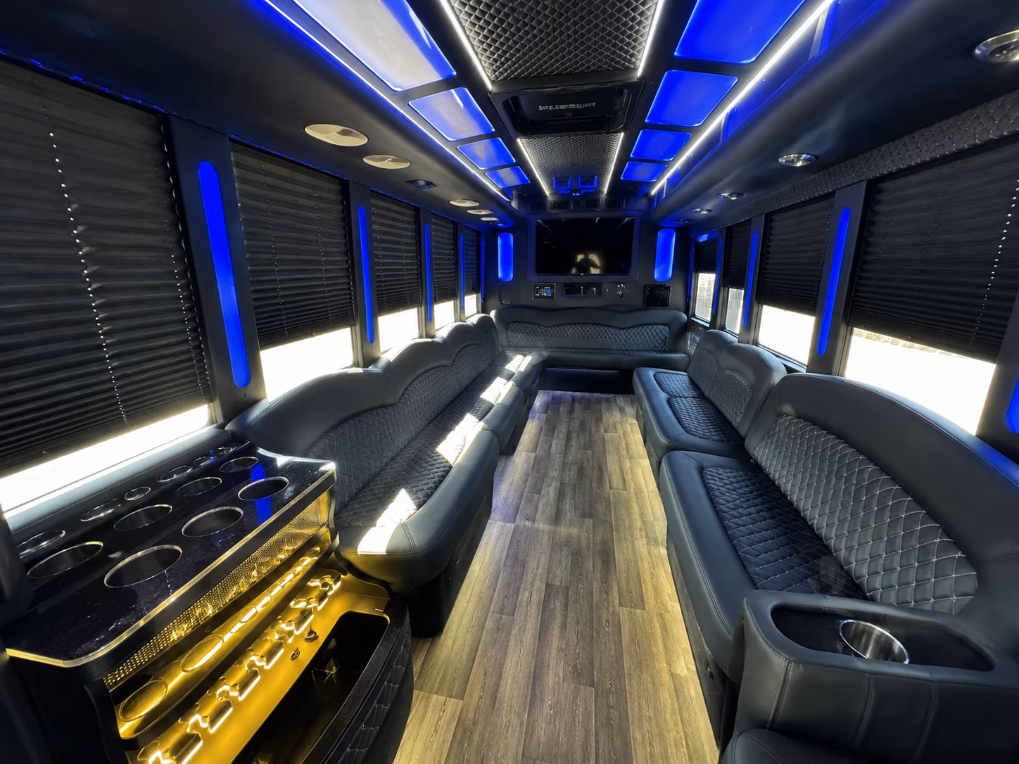 Oxnard Winery Tour & Pub Crawl Transportation route planning