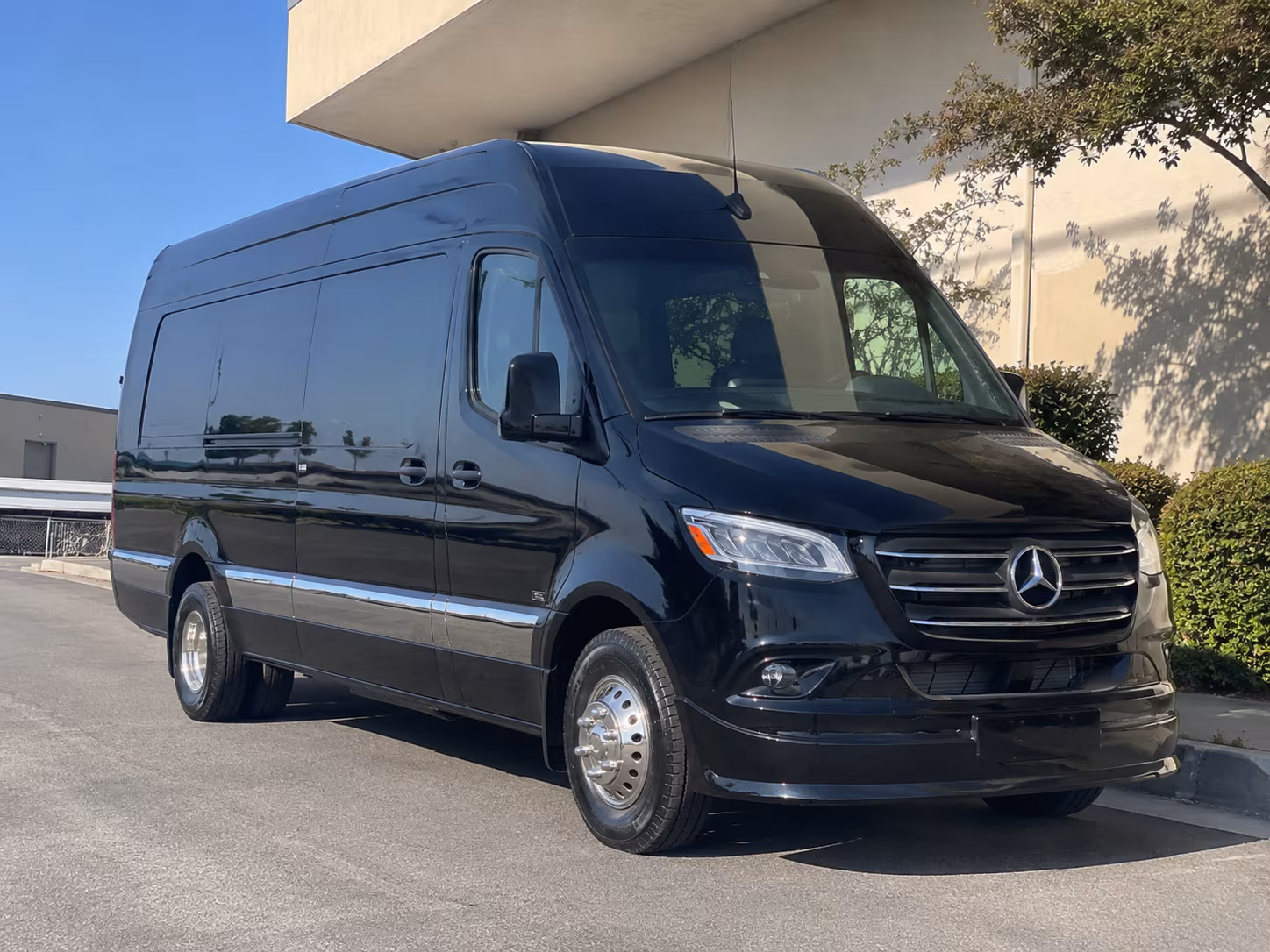 San Buenaventura (Ventura) Corporate Event Transportation