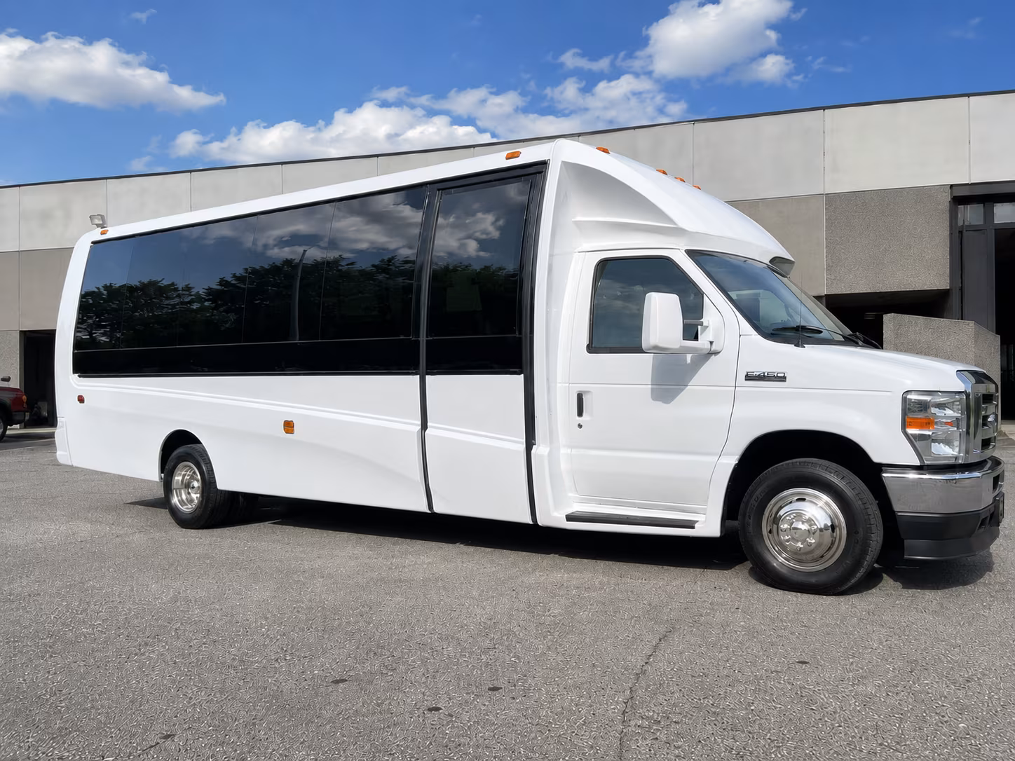 Santa Barbara Wedding Transportation & Shuttle Service