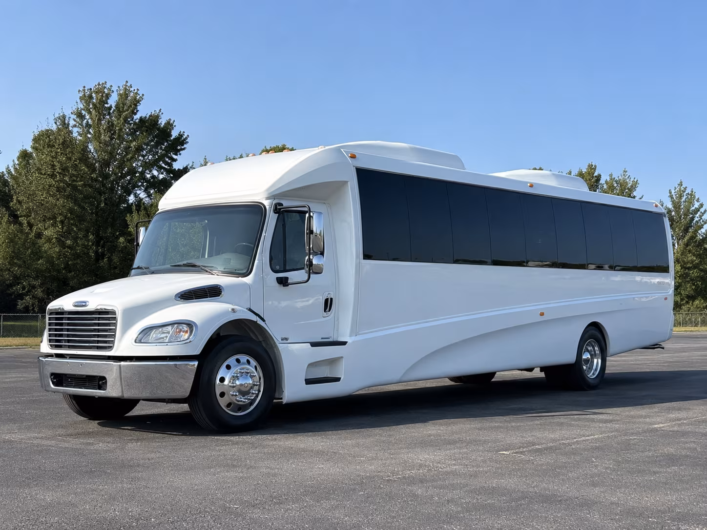 Simi Valley Birthday, Sweet 16, & Quinceañera Party Bus Rentals
